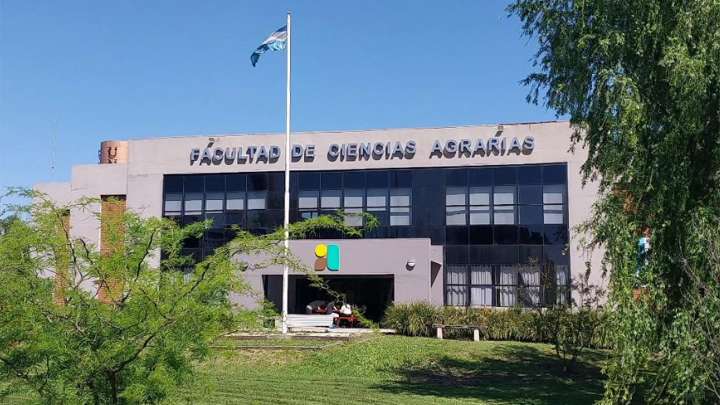 La Facultad de Ciencias Agrarias de la UNLZ abrió la preinscripción para el ciclo lectivo 2026
