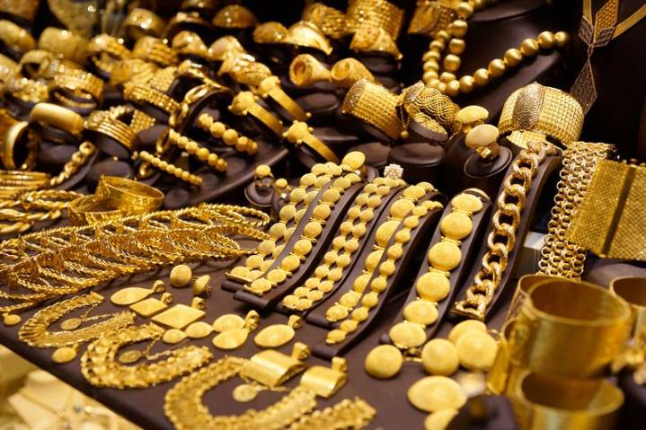 Ahead of Dhanteras, gold soars Rs 3,200 to record lifetime high of Rs 1,34,800/10 g