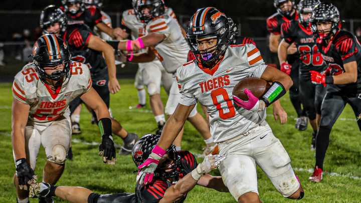 Final Michigan Sports Writers high school football rankings released