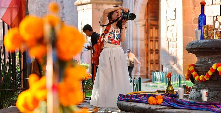 Guías de turistas y prestadores de servicios recibirán capacitación en el marco del Día de Muertos