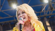 Dolly Parton's Sister Asks for Prayers Amid Health Challenges