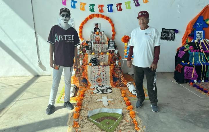 Con altares, recuerdan en el BTED a leyendas del beisbol