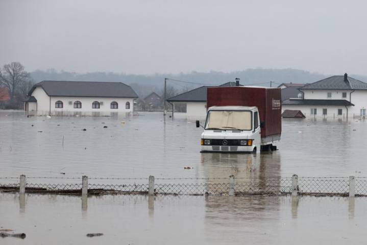 Forecaster opens access to real-time data in boost for extreme weather warnings