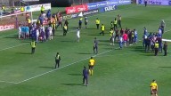 Partido de Everton y la UC terminó suspendido por invasión de barristas en Sausalito
