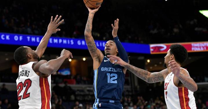 Bam Adebayo scores 24 points to help the Heat rout the Grizzlies, 146