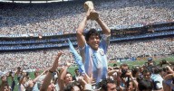 Se cumplen 65 años del nacimiento de Diego Armando Maradona