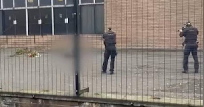 Uno de los fallecidos en el ataque a la sinagoga de Mánchester murió por un disparo policial