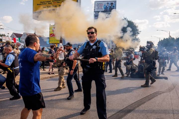 Chicago police try to do jobs, follow orders during aggressive 'blitz'