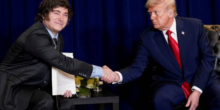 Javier Milei felicitó a Donald Trump tras el acuerdo entre Israel y Hamas y pidió que le entreguen el Nobel de la Paz