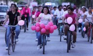 Encabeza Blanca Merari la Rodada Rosa en Puerto Morelos