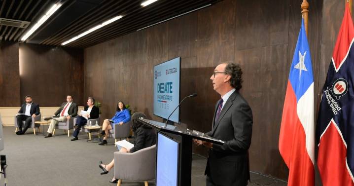 Distrito 10 (Santiago) en Debate La Tercera-UNAB: ideas de cuatro candidatos en una de las zonas más populosas del país