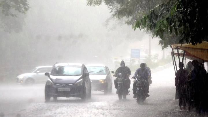 IMD Forecasts Rain-Free Diwali For Pune; Showers Likely Over Weekend