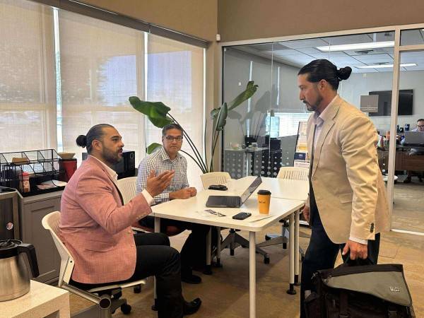 Impulsan líderes en Socorro el desarrollo económico