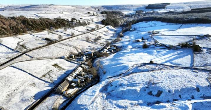 UK faces '48 hours of snow' in October with exact time flurries start announced