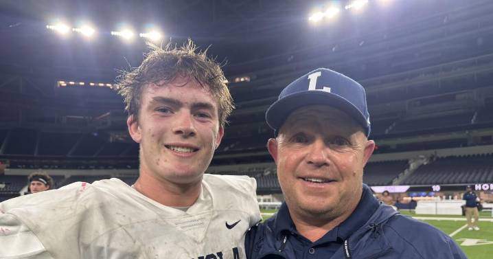 Prep talk: Loyola's Kane Casani is doing his best to make his head coach dad proud