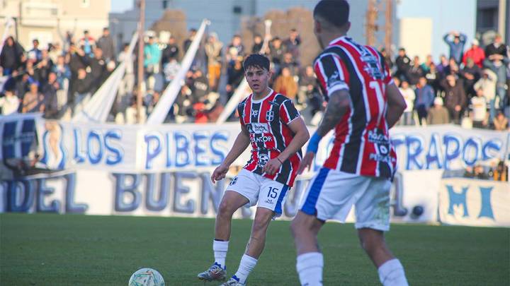 Atenas inicia su participación en los playoffs como visitante de Sarmiento de Resistencia