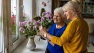 A Compassionate Guide to Caring for Someone with Dementia: 5 Essential Tips