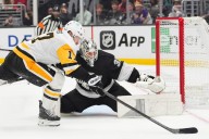 Short-handed Kings fall to Penguins, drop 2nd straight home game