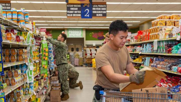 As federal food assistance runs out, junior troops with families may be hit hard