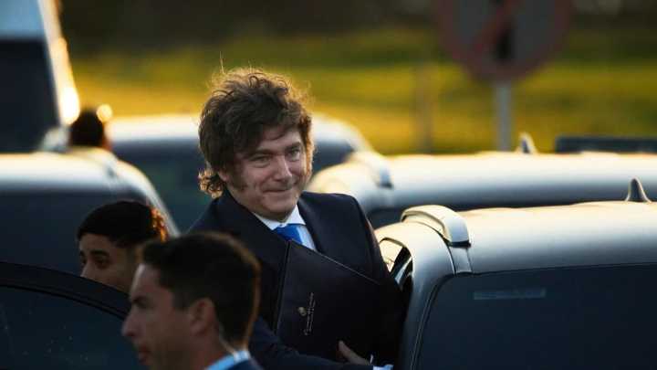 Milei sostuvo a Espert pese al pedido de Macri para que lo baje