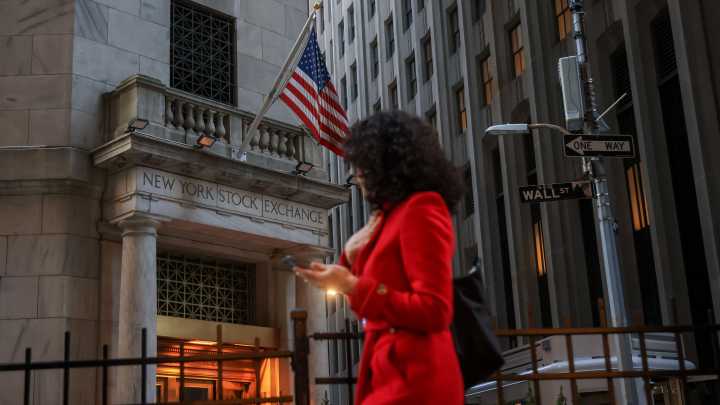 Wall Street drifts as gains for oil companies make up for Tesla's and IBM's losses