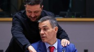 Pedro Sánchez pidiendo la hora
