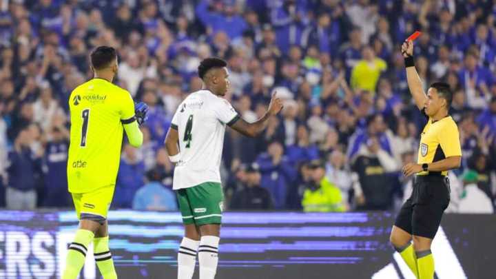 Las tarjetas rojas están disparadas en la Liga BetPlay: por primera vez en 14 años se superó la barrera de las 100 expulsiones