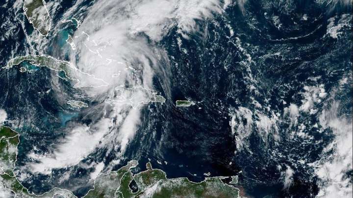 Melissa deja cuantiosos desastres en Cuba y Jamaica antes de dirigirse convertido en un huracán de categoría 2 a las Bahamas