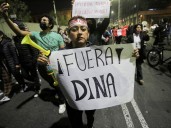 La Fiscalía en Perú busca prohibir a Dina Boluarte salir del país: las causas que ahora enfrenta la ex mandataria sin fueros
