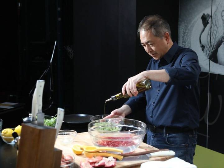 Need an Ottawa restaurant recommendation? Ask Peter Hum