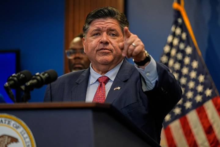 Pritzker rechaza “ultimátum” de Trump y el envío de 300 militares a Chicago