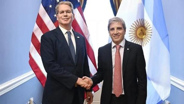 El Tesoro de Estados Unidos le dio un amplio apoyo a Milei: anunció un swap de US$ 20.000 millones