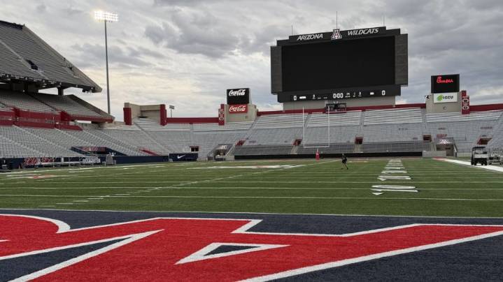 No. 18 BYU Football Vs. Arizona: Live Updates, Analysis, And More From Tucson