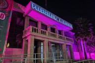Presidencia de Saltillo se tiñe de rosa en apoyo a la lucha contra el cáncer de mama