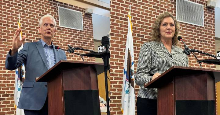 Fox, Scearce battle for Pittsylvania County treasurer. Here's what they have to say