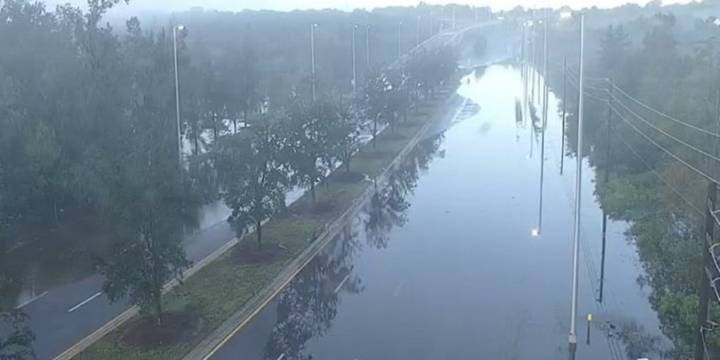 Flash Flood Emergency issued in Florida as 19 inches of rain inundates roads