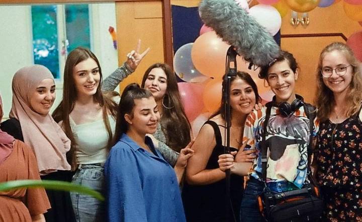 Migrantes recrean sus sueños ante la cámara
