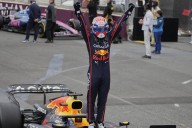 Max Verstappen has the momentum in the F1 title fight in Singapore as McLaren stumbles