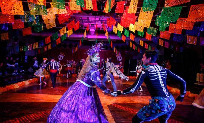 Presentaron “Calaveritas de azúcar” en el CMA