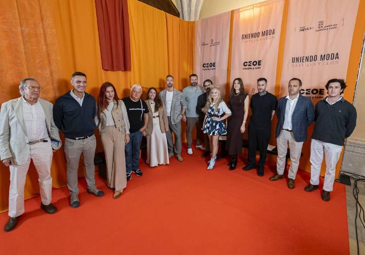La salmantina Fely Campo presenta su colección en la pasarela 'Uniendo moda Castilla y León'