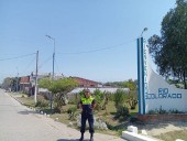 Una mujer irrumpió en la casa de su ex y le exigió retomar la relación amenazándolo de muerte con un arma: fue detenida