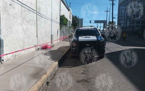 Mμεrε adulto mayor en situación de calle