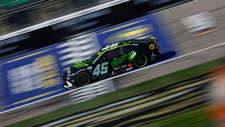 NASCAR at Charlotte: Starting lineup, TV schedule for today's Cup race