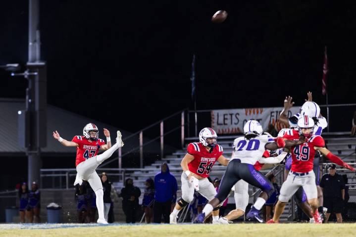 Week 11 Football Preview: Patriots, Cavs hit the road in regular season finale