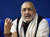 Union min Giriraj Singh courts controversy with remark against a minority community