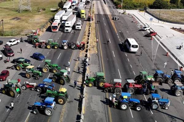 Anticipa Canacar afectaciones por bloqueos de agricultores