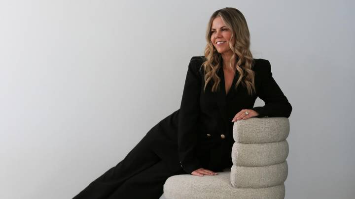 How to stage your house when selling: Expert reveals most important details about styling