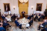 Trump organiza cena con magnates para financiar un nuevo salón de baile en la Casa Blanca