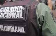 Llevaba 16 panelas de presunta droga  en el tanque de combustible