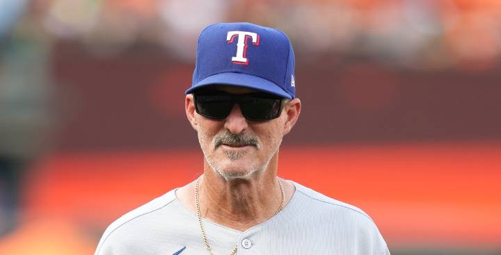 Mike Maddux leaving Rangers for Angels